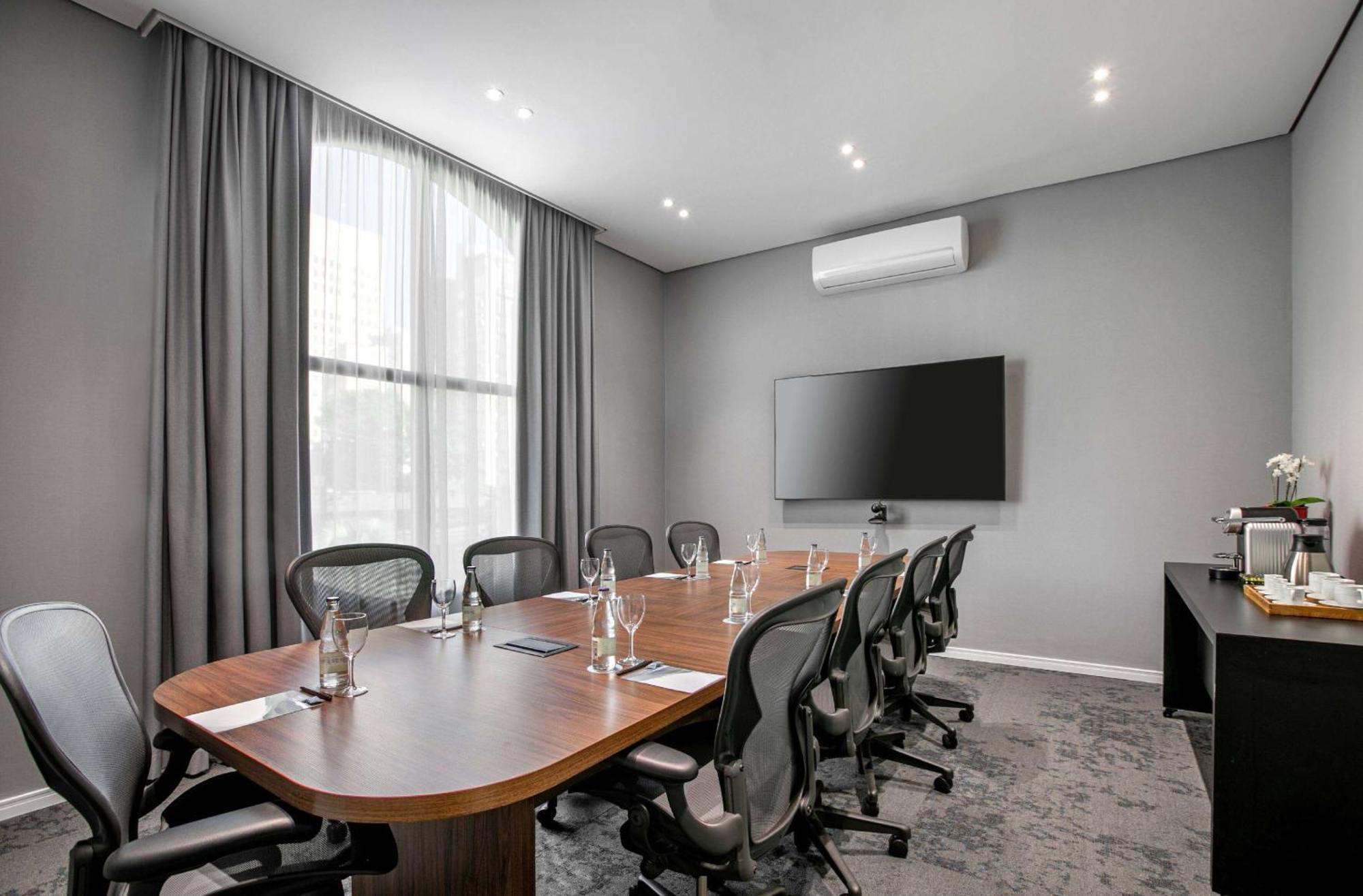 Hotel Meliá Jardim Europa San Paolo Esterno foto Meeting room at the hotel